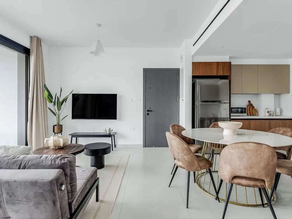 Айос-Атанасиос: Sanders Elgio - Neat 3-bdr Apt With Rooftop