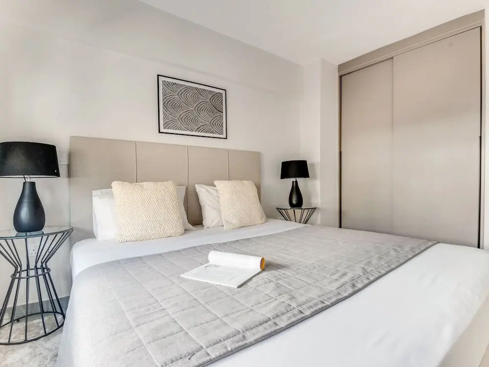 Ларнака: Sanders Crystal - Neat 1-bdr Apt w City View
