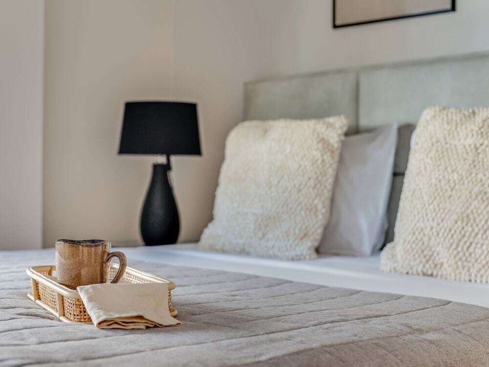 Ларнака: Sanders Crystal - Cozy 1-bdr Apt w City View