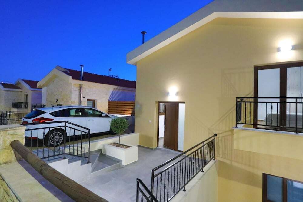 Киссонерга: Villa Salina in Malatya
