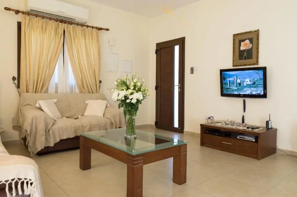 Аргака: Villa Tsikkos Tria in Argaka