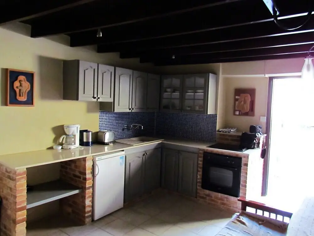 Точни: Mespilo House Tochni