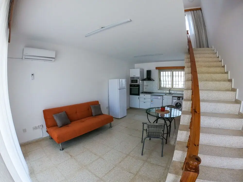 Кирения: Templos Homes