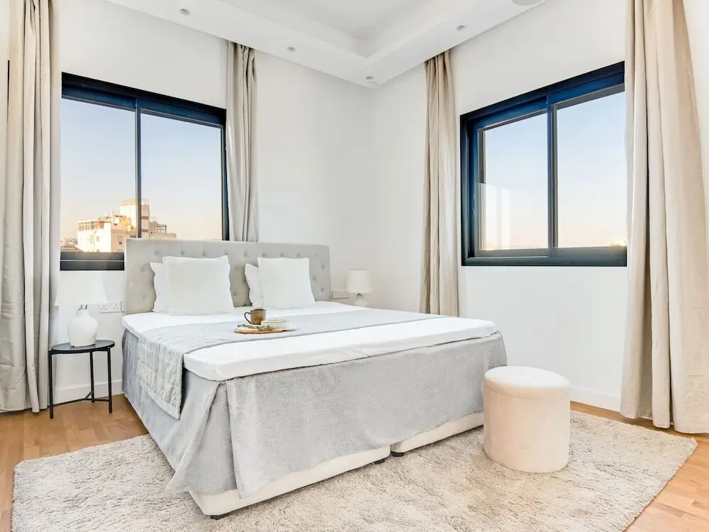 Лимассол: Sanders Crystal 2 - Petite 2-bdr Apt With Shared Rooftop