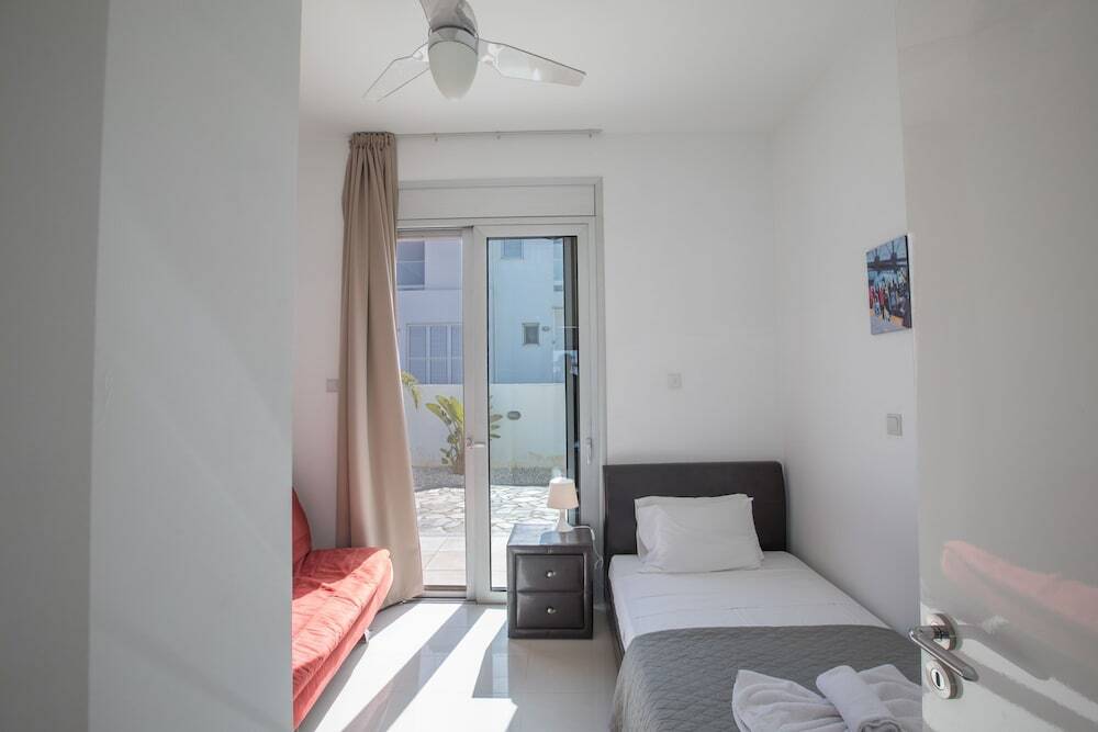 Протарас: Protaras Holiday Villa Ds116