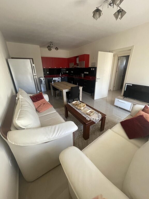 Фамагуста: Inviting 2-bed Apartment in Famagusta, Cyprus