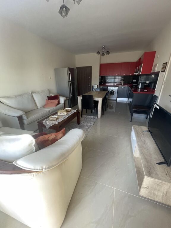 Фамагуста: Inviting 2-bed Apartment in Famagusta, Cyprus