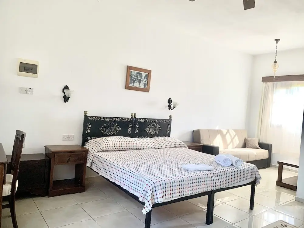 Дипкарпаз: Villa Lembos Hotel