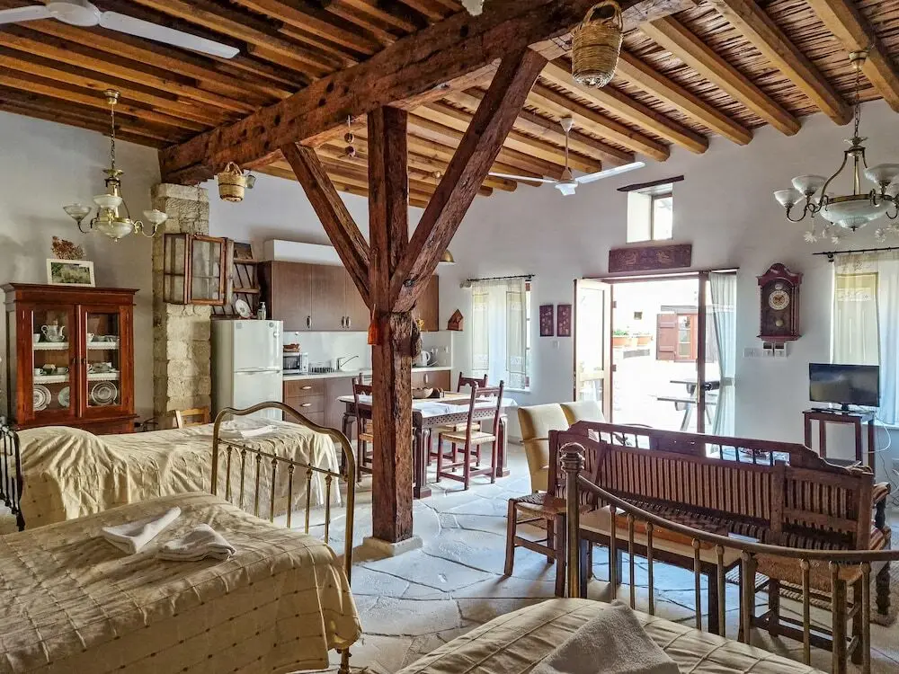 Васа: "sanders Village - Pleasant Studio w/ Garden View"