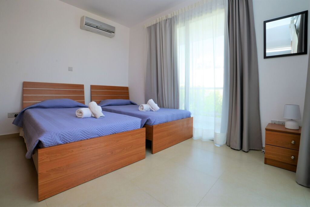 Пафос: Eastmed Villas