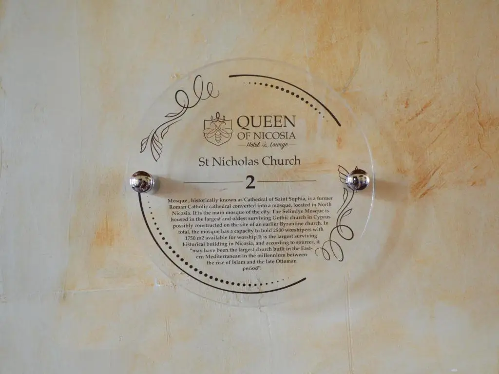 Никосия: Queen Of Nicosia