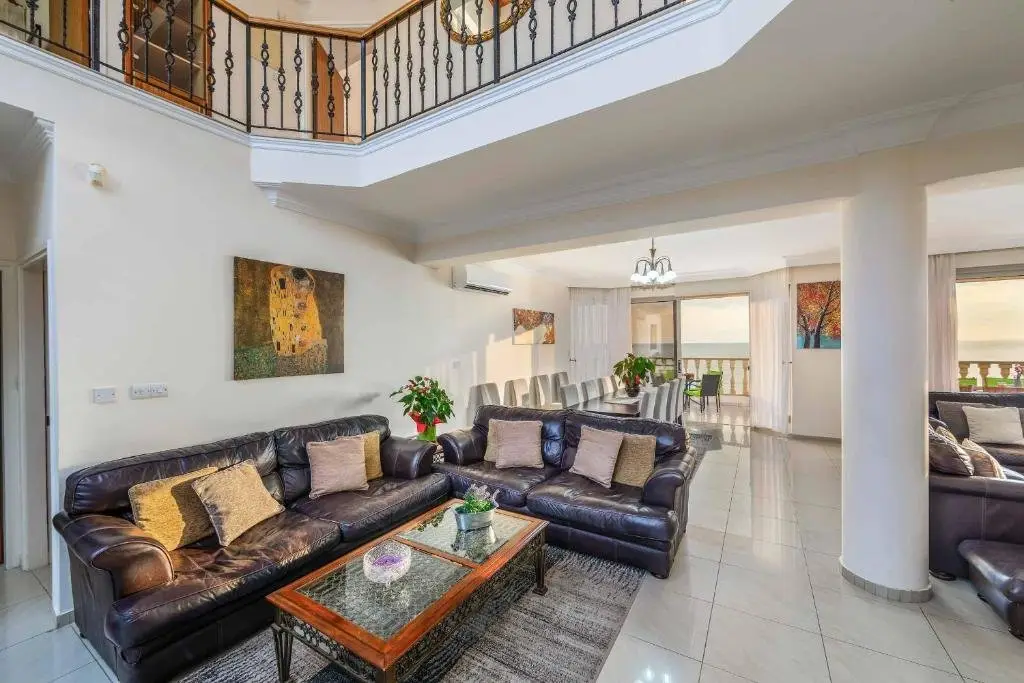 Пейя: Katina Beach Villa