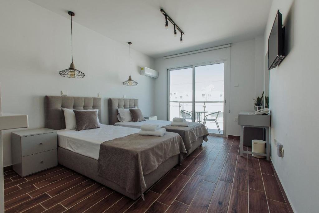 Айя-Напа: River View Boutique Apartments