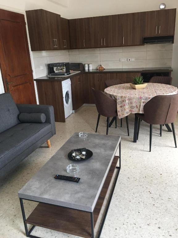 Друшиа: Christos Apartments
