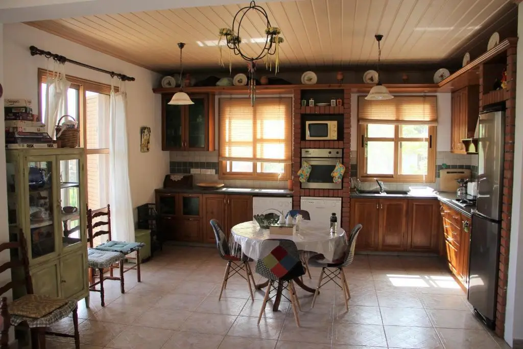 Какопетрия: Loucaides Villa