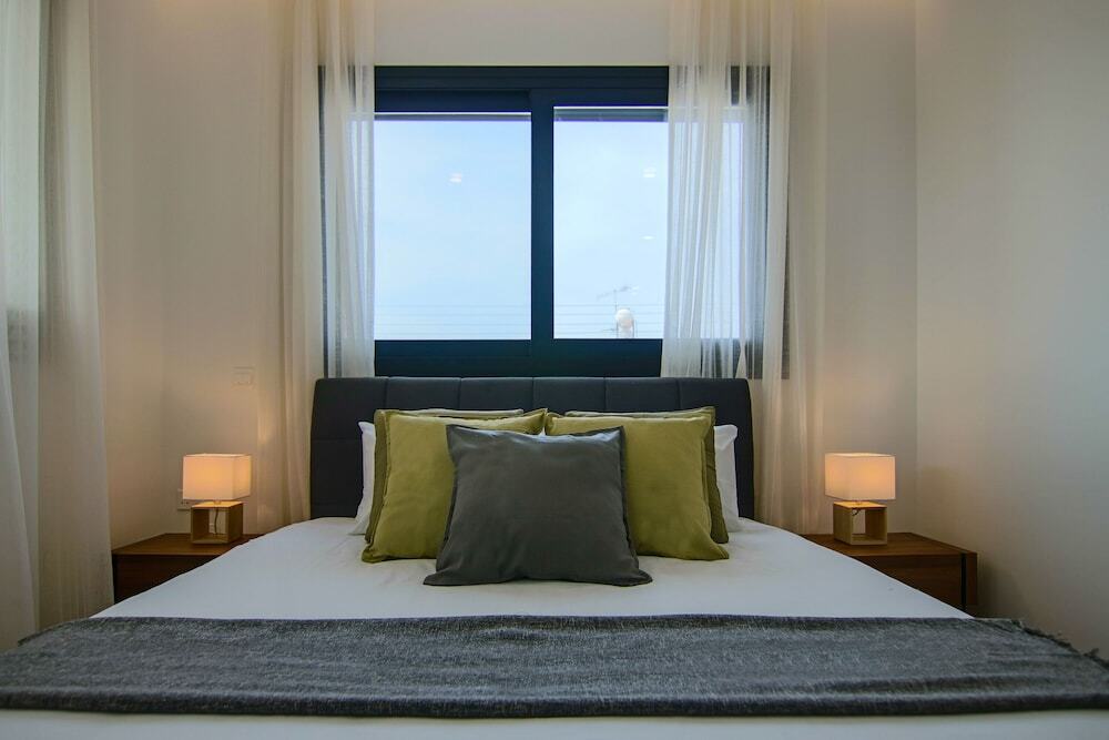 Phaedrus Living: Sea View Anna Residence 201 — фото 1