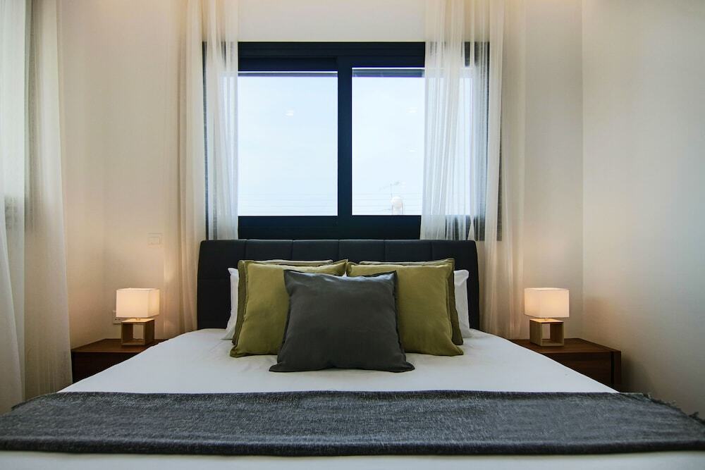 Айос-Атанасиос: Phaedrus Living: City View Anna Residence 101