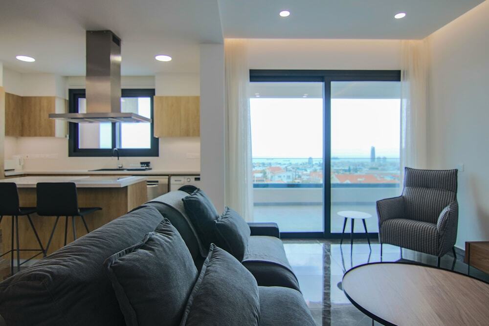Айос-Атанасиос: Phaedrus Living: Sea View Anna Residence 301