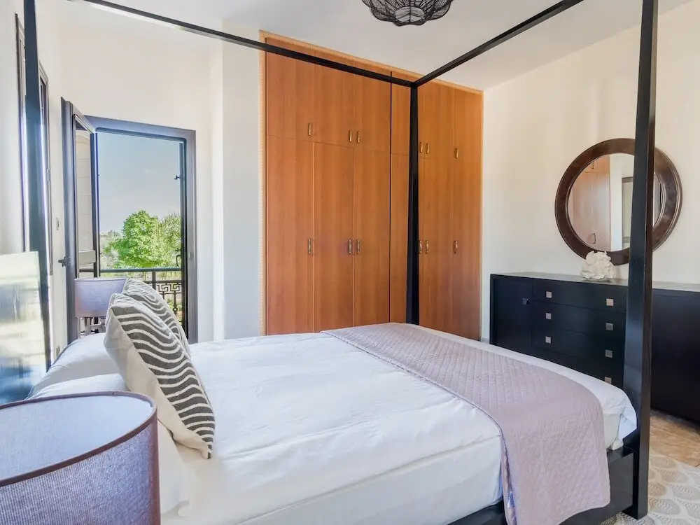 Лимассол: Sanders Ipsonas - Generous Holiday Home w Balcony