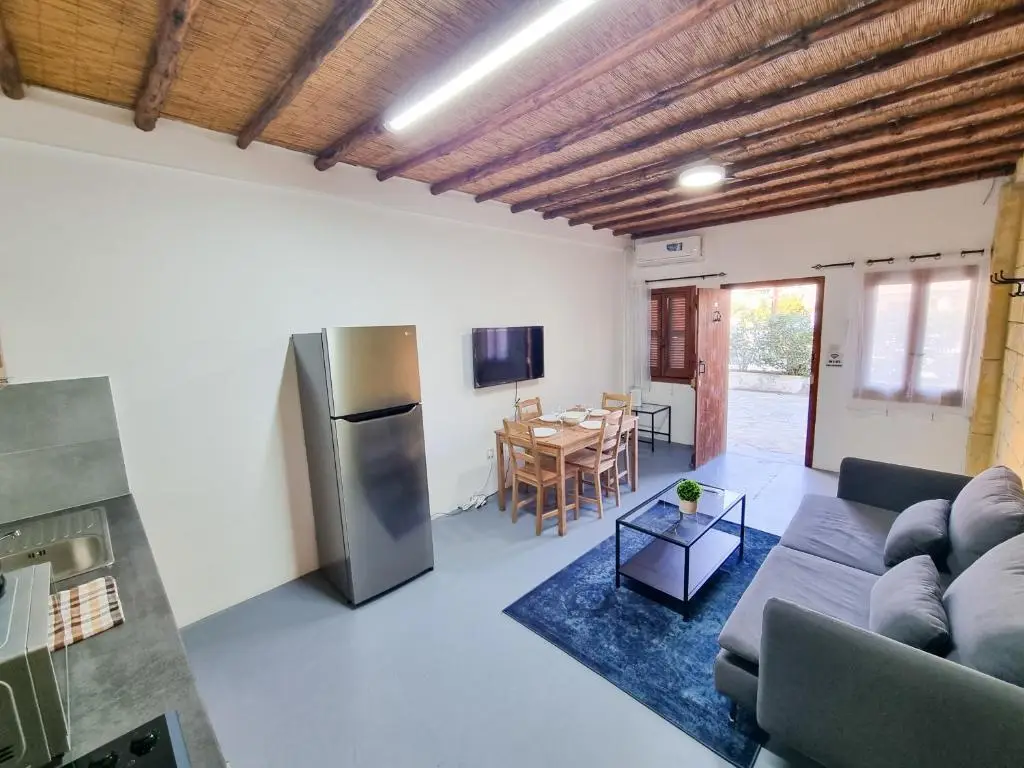 Агиос-Теодорос: Mountains Retreat Rooms & Suites