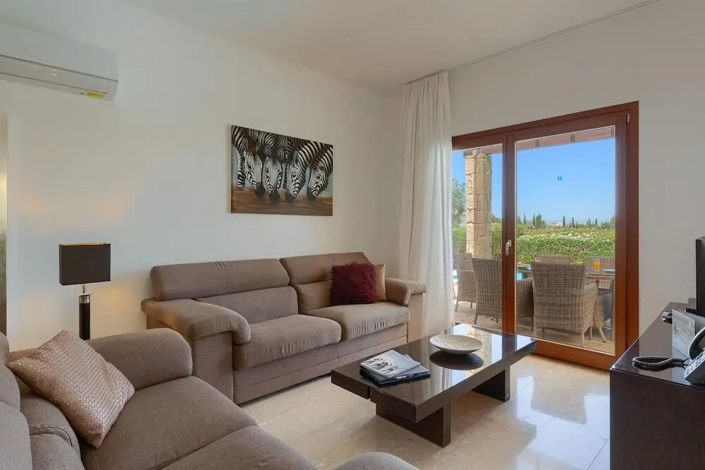 Куклия: Aphrodite Hills Holiday Residences Junior Villas 3 Bedroom Junior Villa With Private Pool - J008