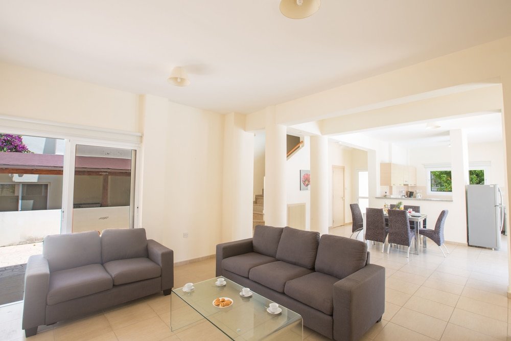 Протарас: Protaras Delfini Villa Dv8