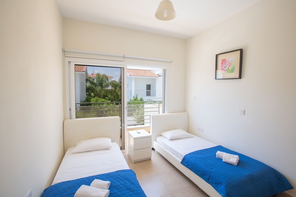 Протарас: Protaras Delfini Villa Dv8
