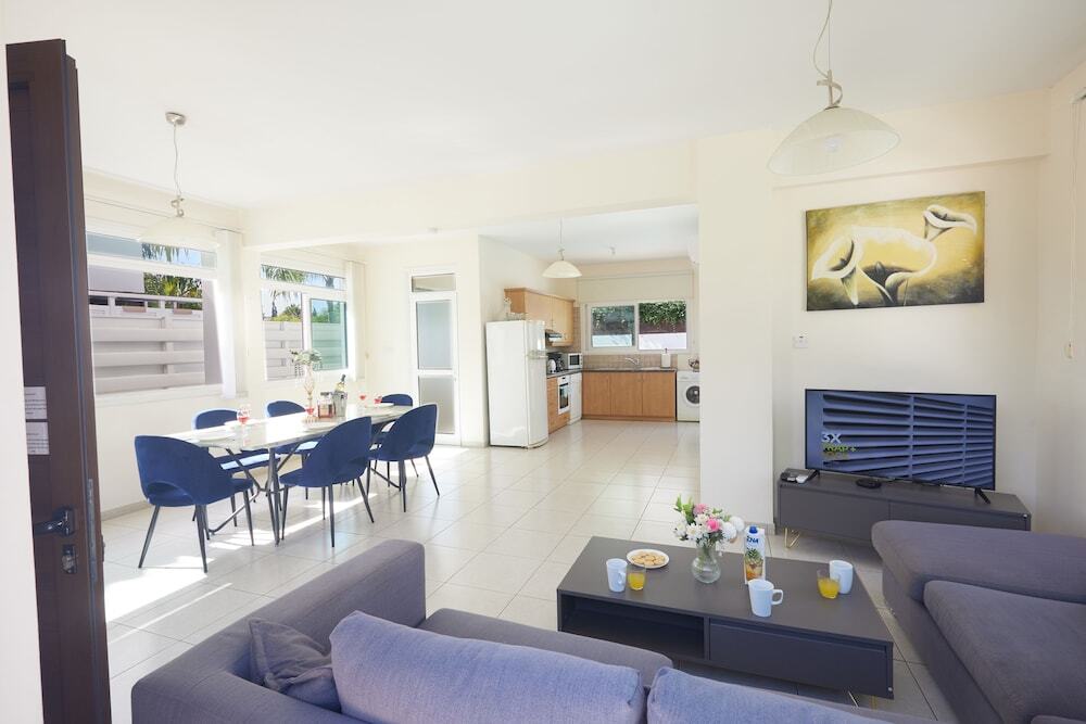 Протарас: Protaras Holiday Villa Dv27