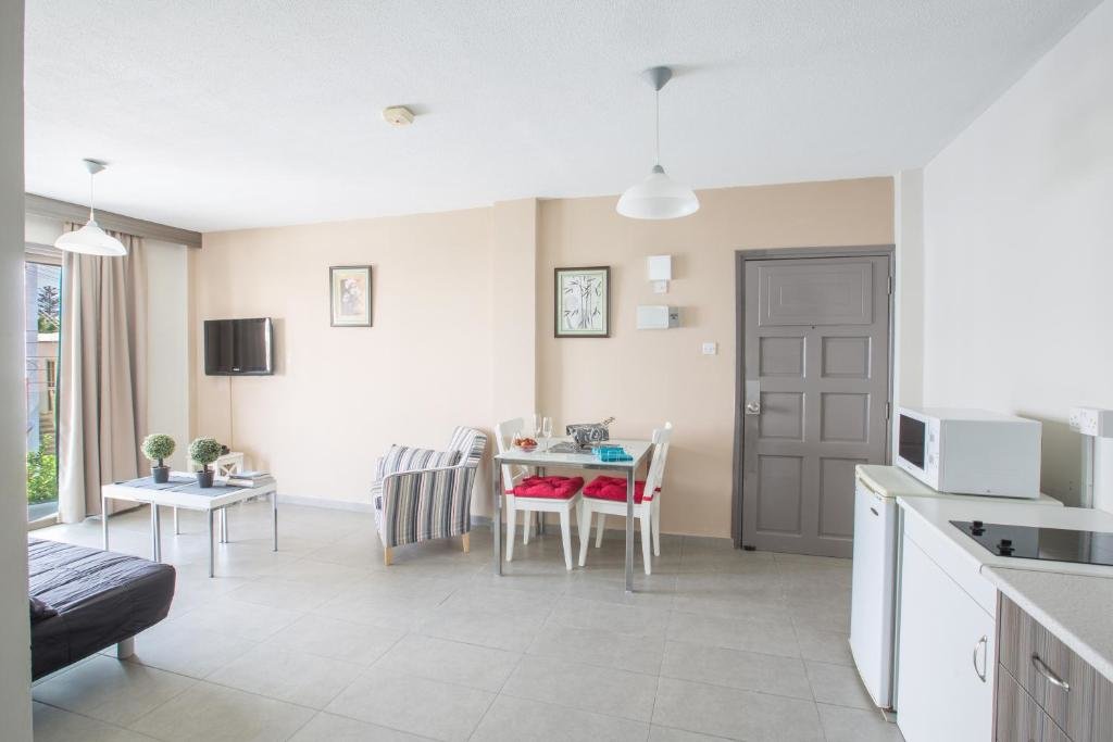 Айя-Напа: Ayia Napa Holiday Apartment So6