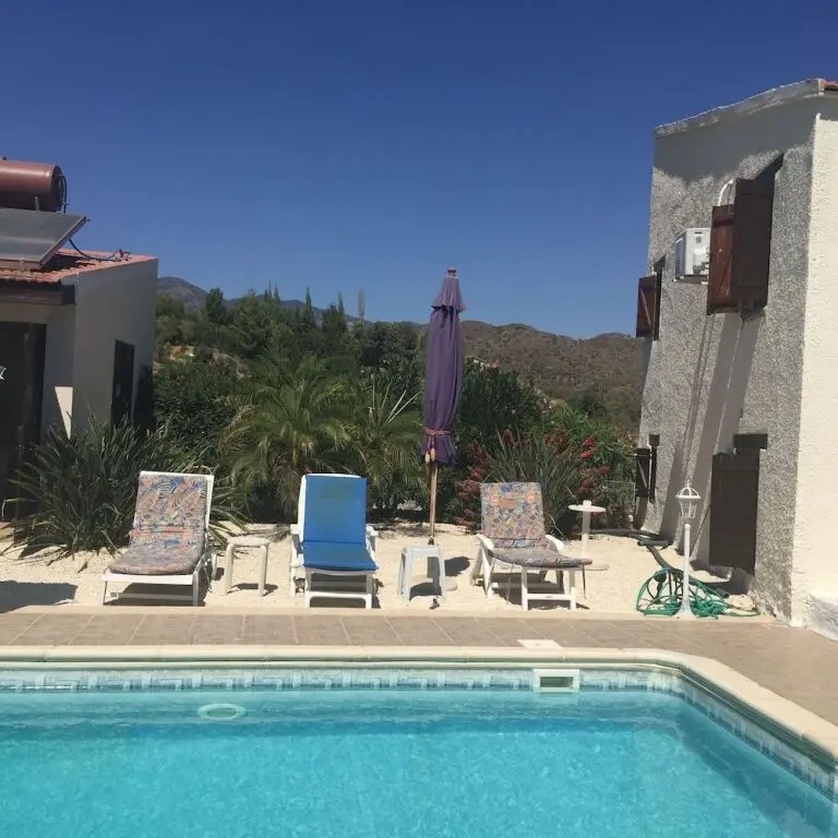 Масотос: Traditional Large Detached Village House wih Private Pool and Enclosed Courtyard