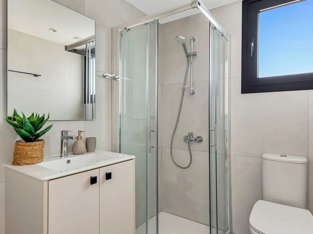 Айос-Атанасиос: Sanders Elgio - Delightful 2-bdr Apt With Balcony