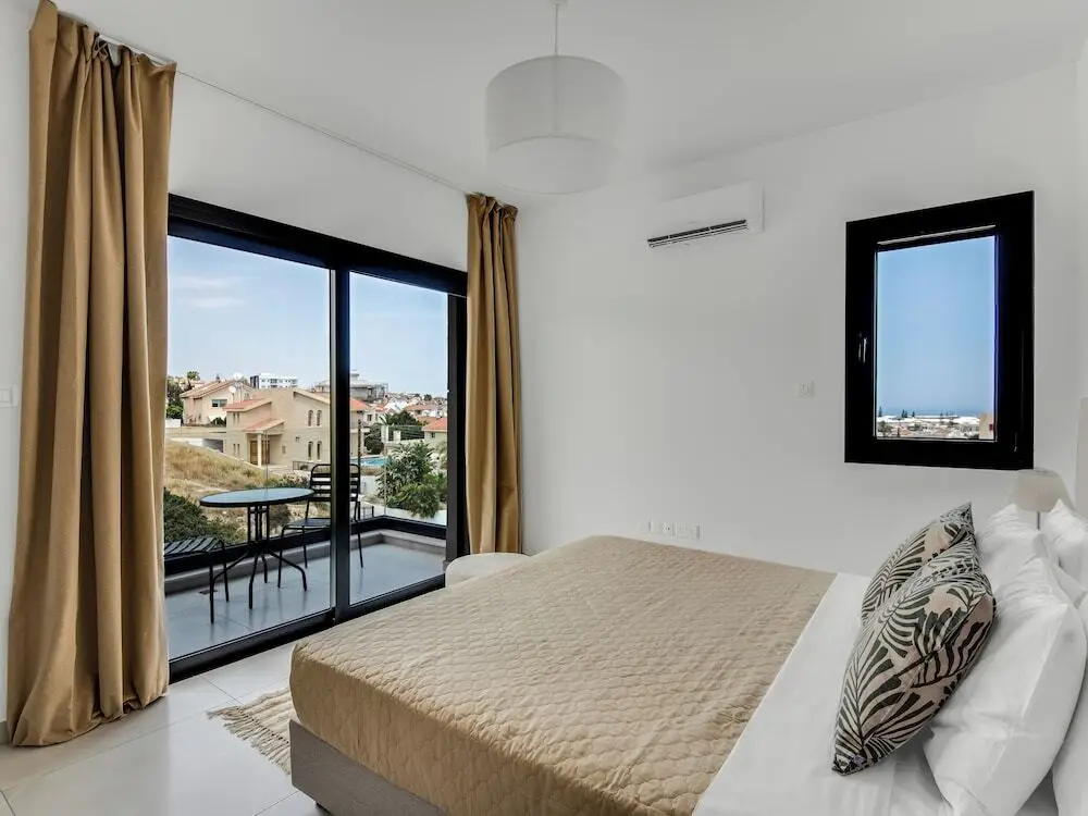 Айос-Атанасиос: Sanders Elgio - Delightful 2-bdr Apt With Balcony