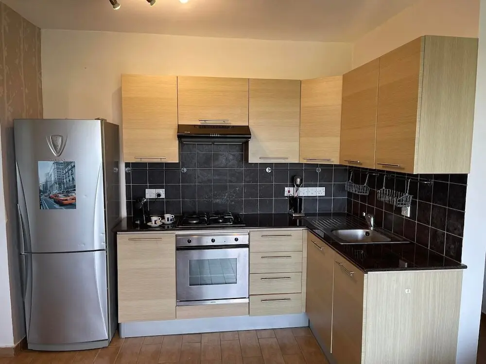 Лекара: Stunning 1-bed Apartment in Larnaca Near the sea