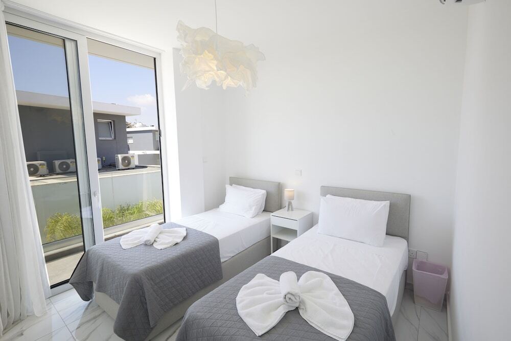 Протарас: Protaras Olivine Villa Ol13