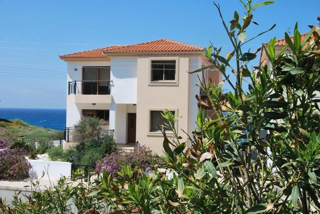 Villa Only 50m To The Sea, Sleeps 12, Polis — фото 1