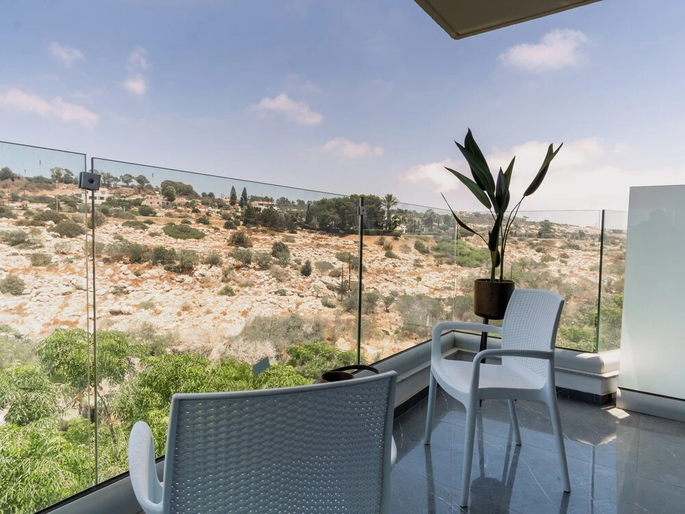 Айя-Напа: Rio Gardens - Chic 1-bdr Apt by the Pool