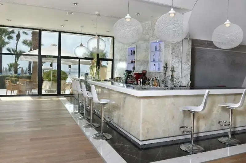 Ларнака: Palm Beach Hotel