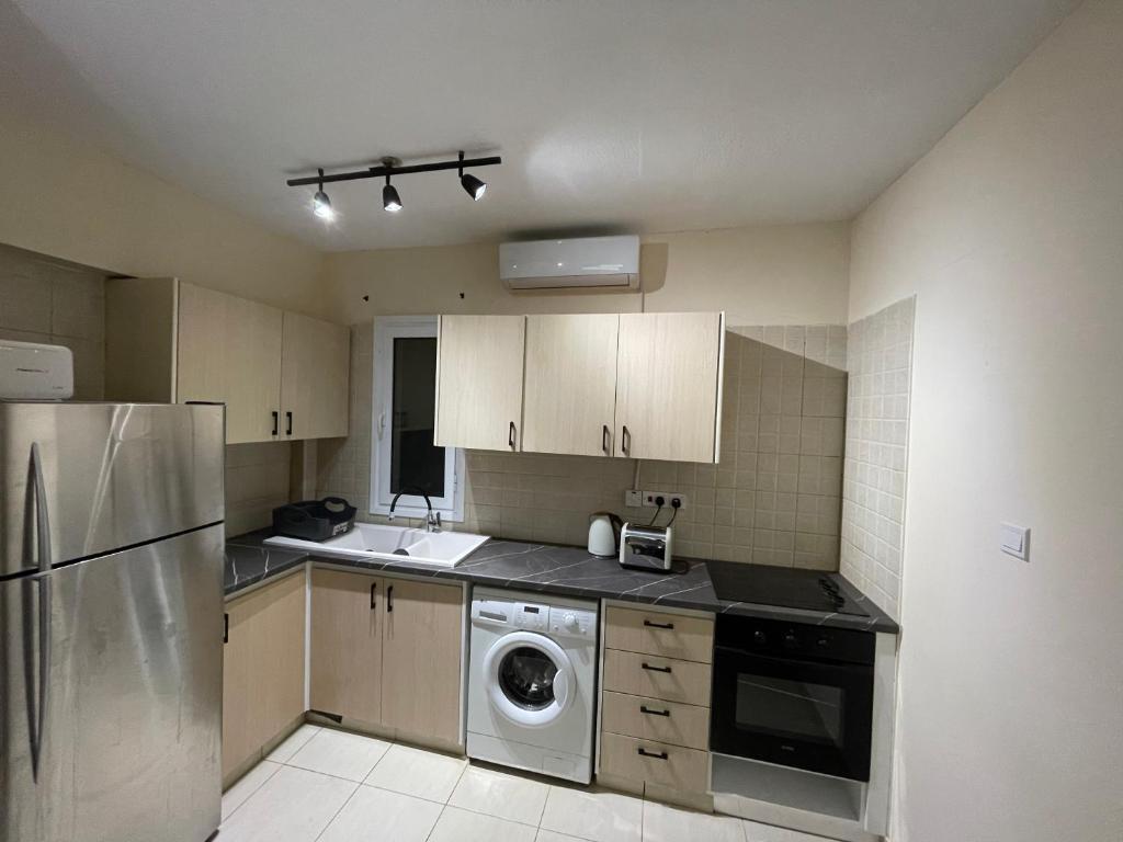 Пафос: Mari House-close to the beach