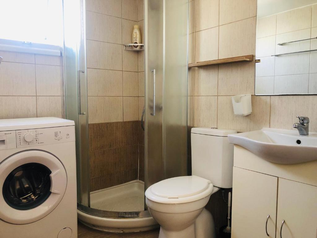 Агиос Тихонас: White Arches Modern Beautiful studio
