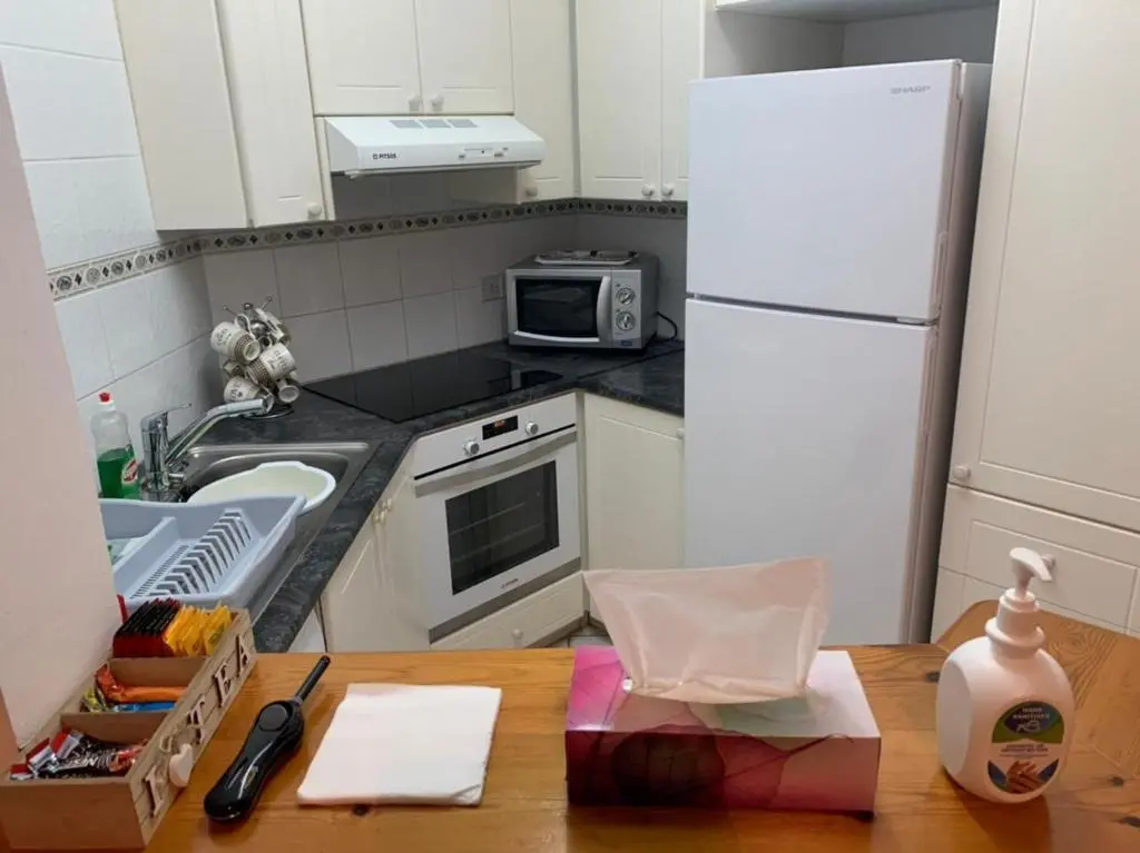 Пафос: Comfortable 2 bedroom apartment in popular Limnaria Gardens