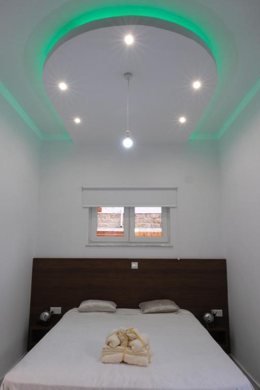 Пафос: Luxury Fani House Next to Harbor area with Jacuzzi
