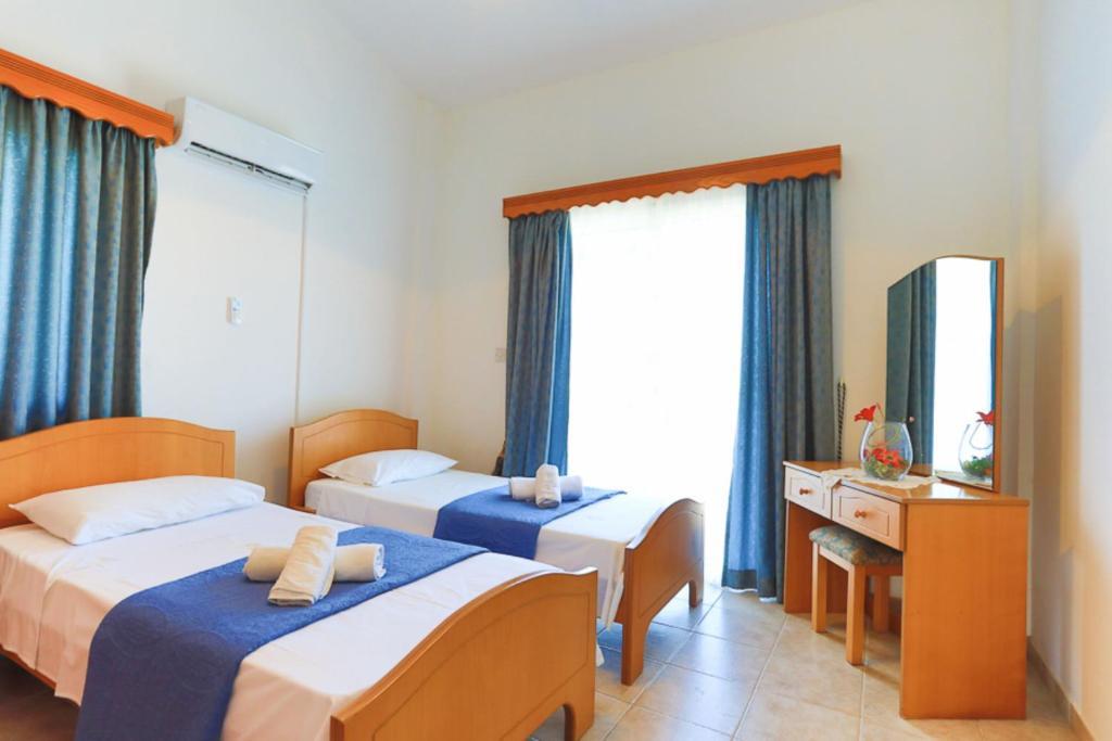 Полис Хрисохус: Lemon Grove Villa Ena