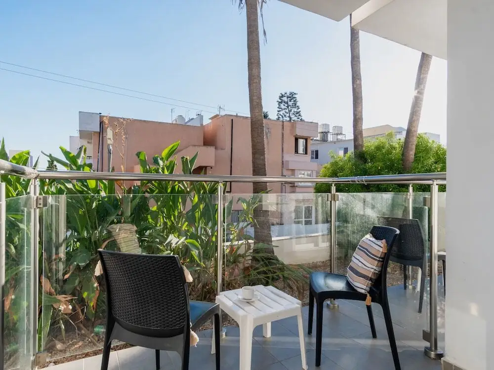 Айя-Напа: Rio Gardens - Rich 1-bdr Apt w Balcony