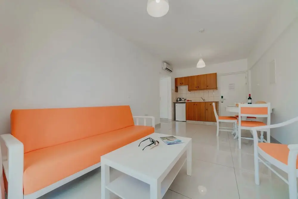 Айя-Напа: Christos Napa Apts
