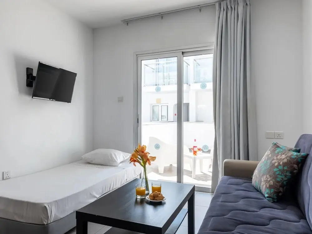 Айя-Напа: Rio Gardens - Lovely 1-bdr Apt w Balcony