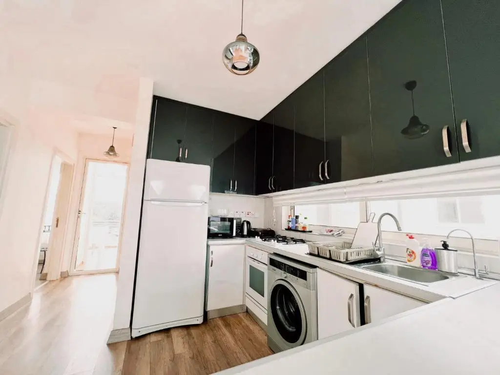 Теркедилмис: Flat With Roof Terrace and Sea View in Kyrenia