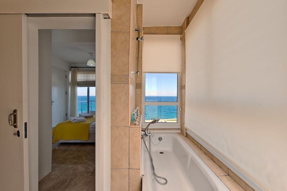 Кирения: Villa Ocean View by Amy Villas