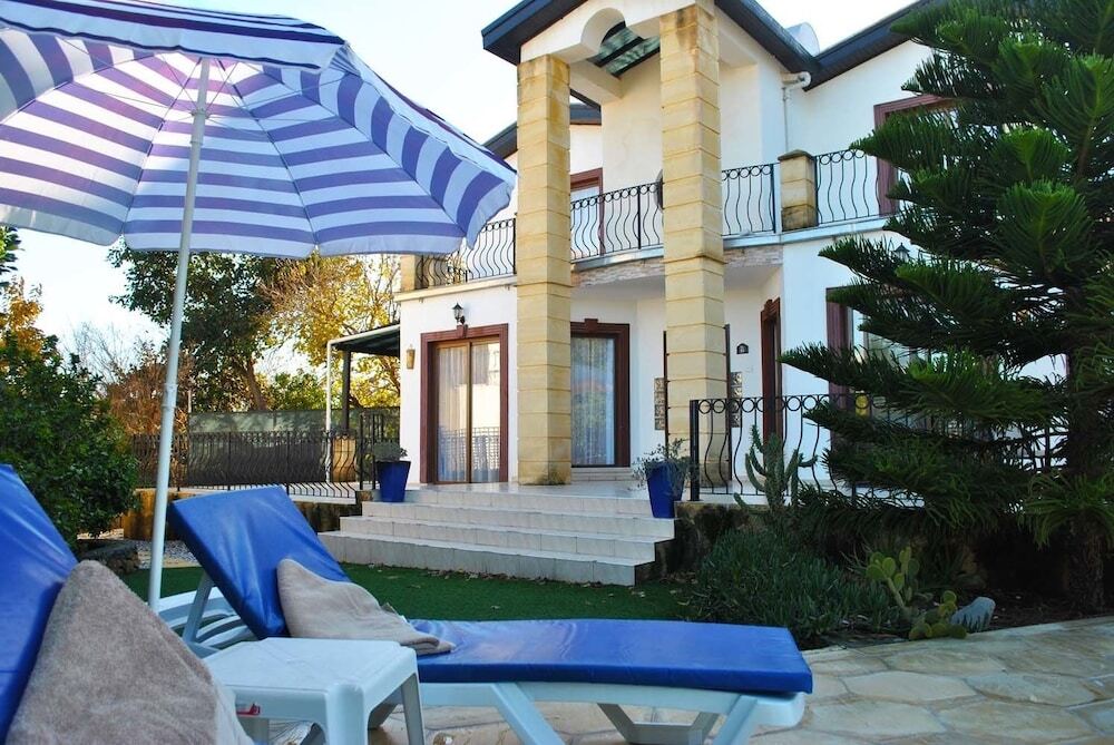 Кирения: Villa Brooklands by Amy Villas