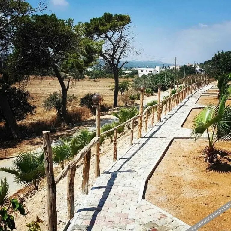 Какопетрия: Karpaz farm guest house
