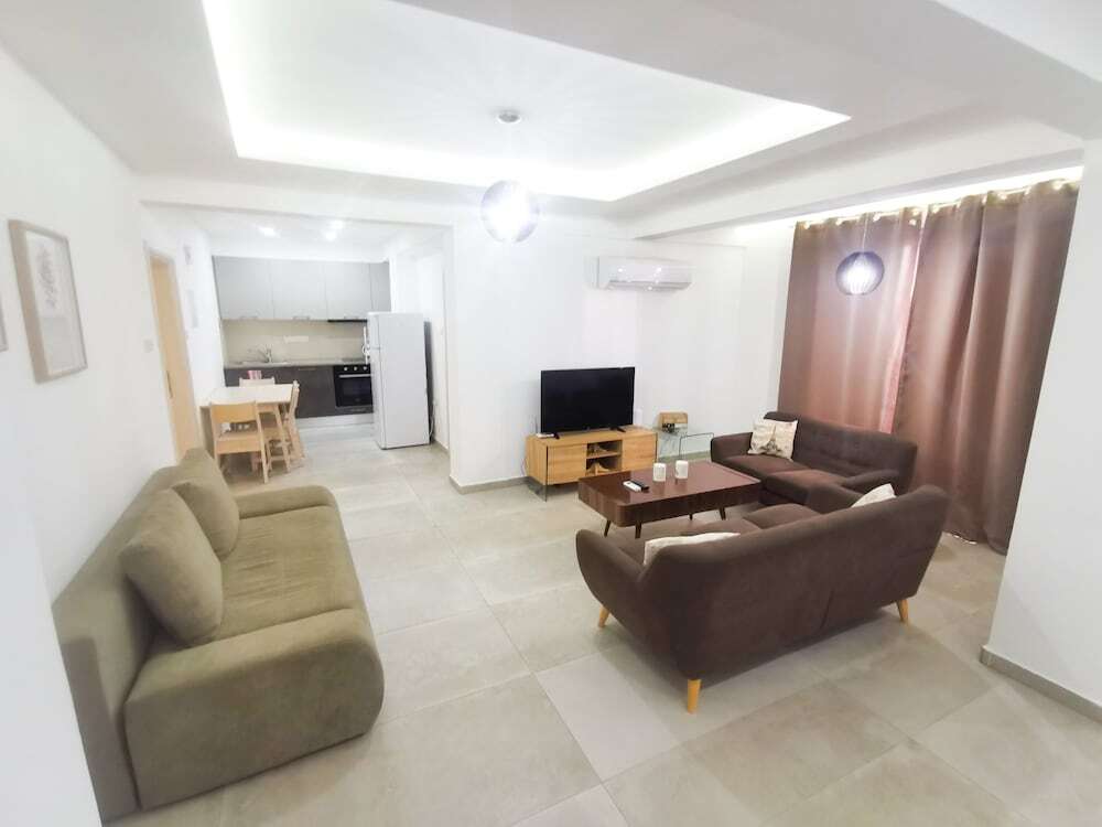 Ларнака: Sandy Bottoms Beach Apartment